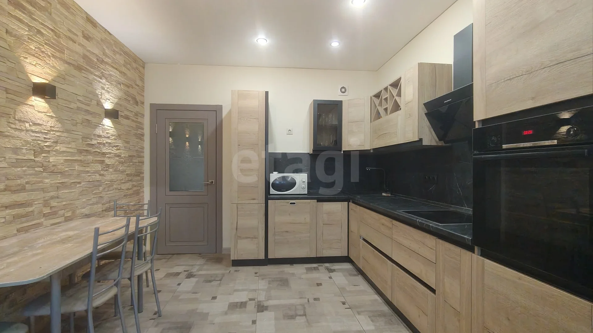 3-к квартира, 77.3м² (улица им. Героя Сарабеева В.И., 5к2) - миниатюра 14