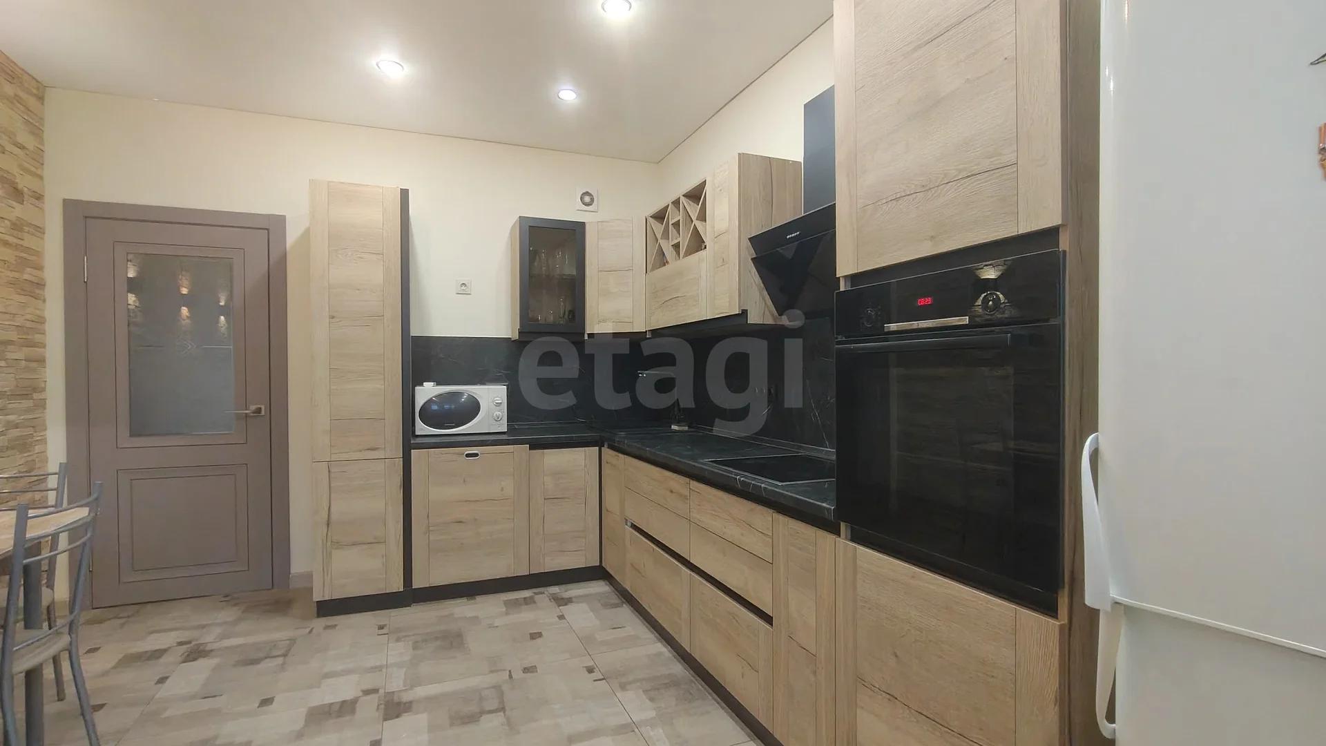 3-к квартира, 77.3м² (улица им. Героя Сарабеева В.И., 5к2) - миниатюра 15