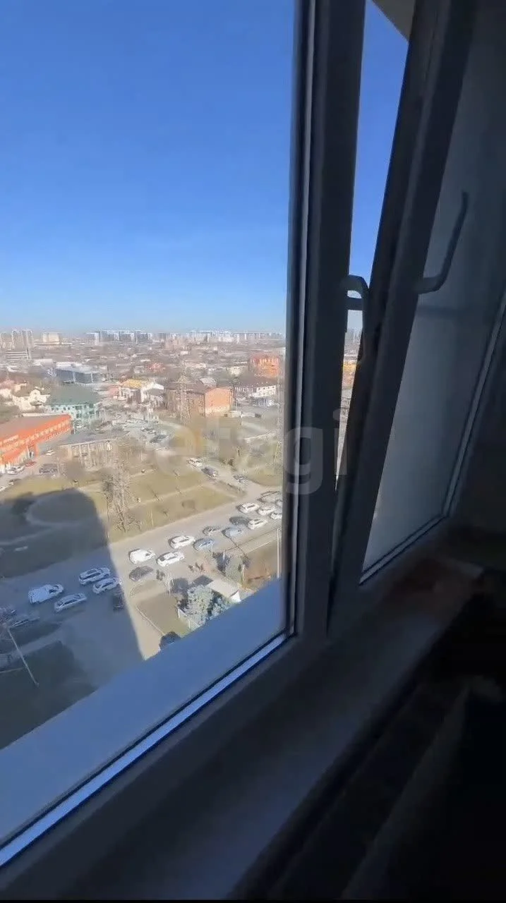 2-к квартира, 60.9м² (улица имени Николая Семеновича Котлярова, 32) - миниатюра 9