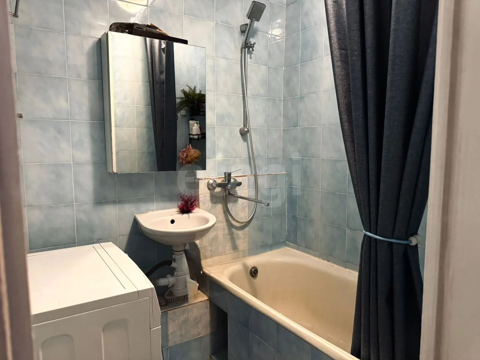2-к квартира, 43м² (улица Атарбекова, 13) - миниатюра 8