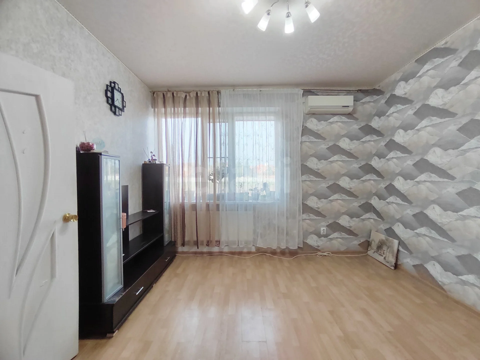 1-к квартира, 49.5м² (улица Есенина, 30б) - миниатюра 3