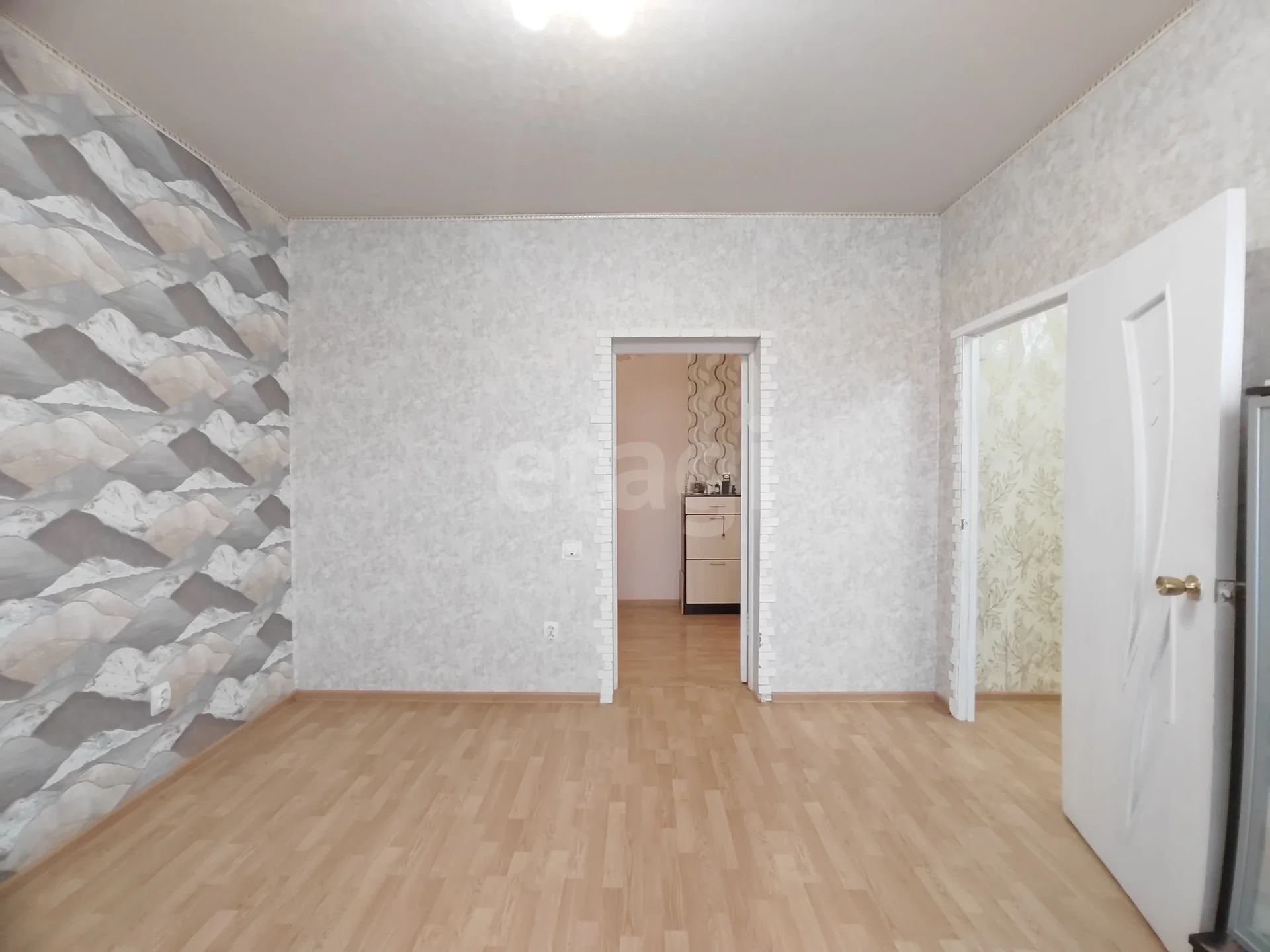 1-к квартира, 49.5м² (улица Есенина, 30б) - миниатюра 4