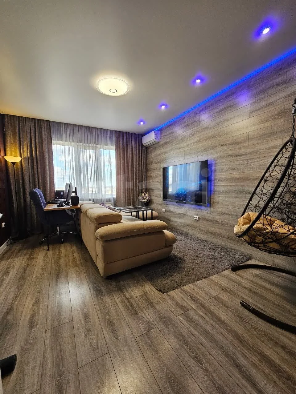 2-к квартира, 60.4м² (Сормовская улица, 218) - изображение 1