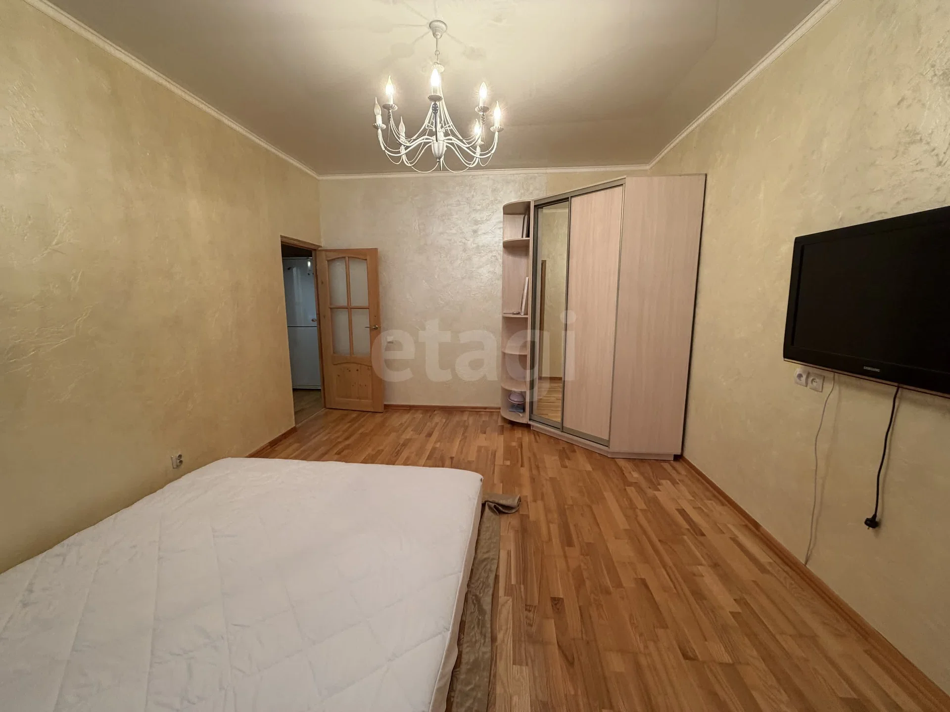 1-к квартира, 40м² (Береговая улица, 2/5) - миниатюра 2