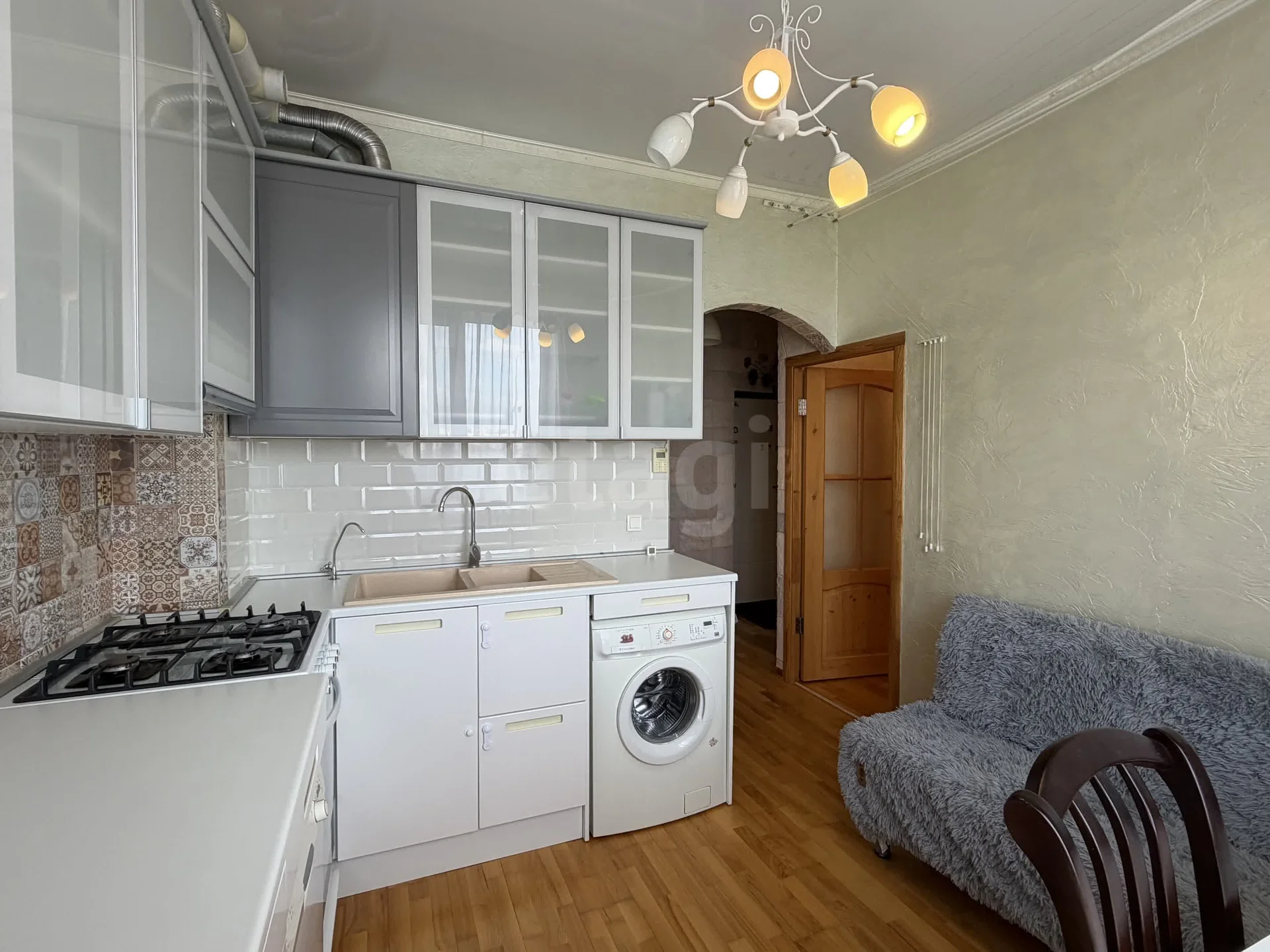 1-к квартира, 40м² (Береговая улица, 2/5) - миниатюра 6