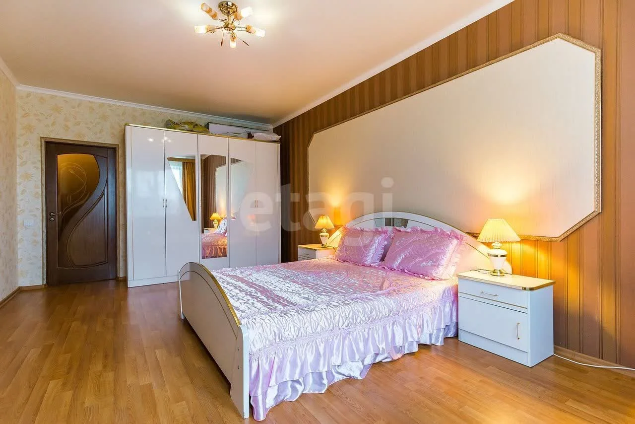 3-к квартира, 115.2м² (улица имени Сергея Есенина, 61) - изображение 1