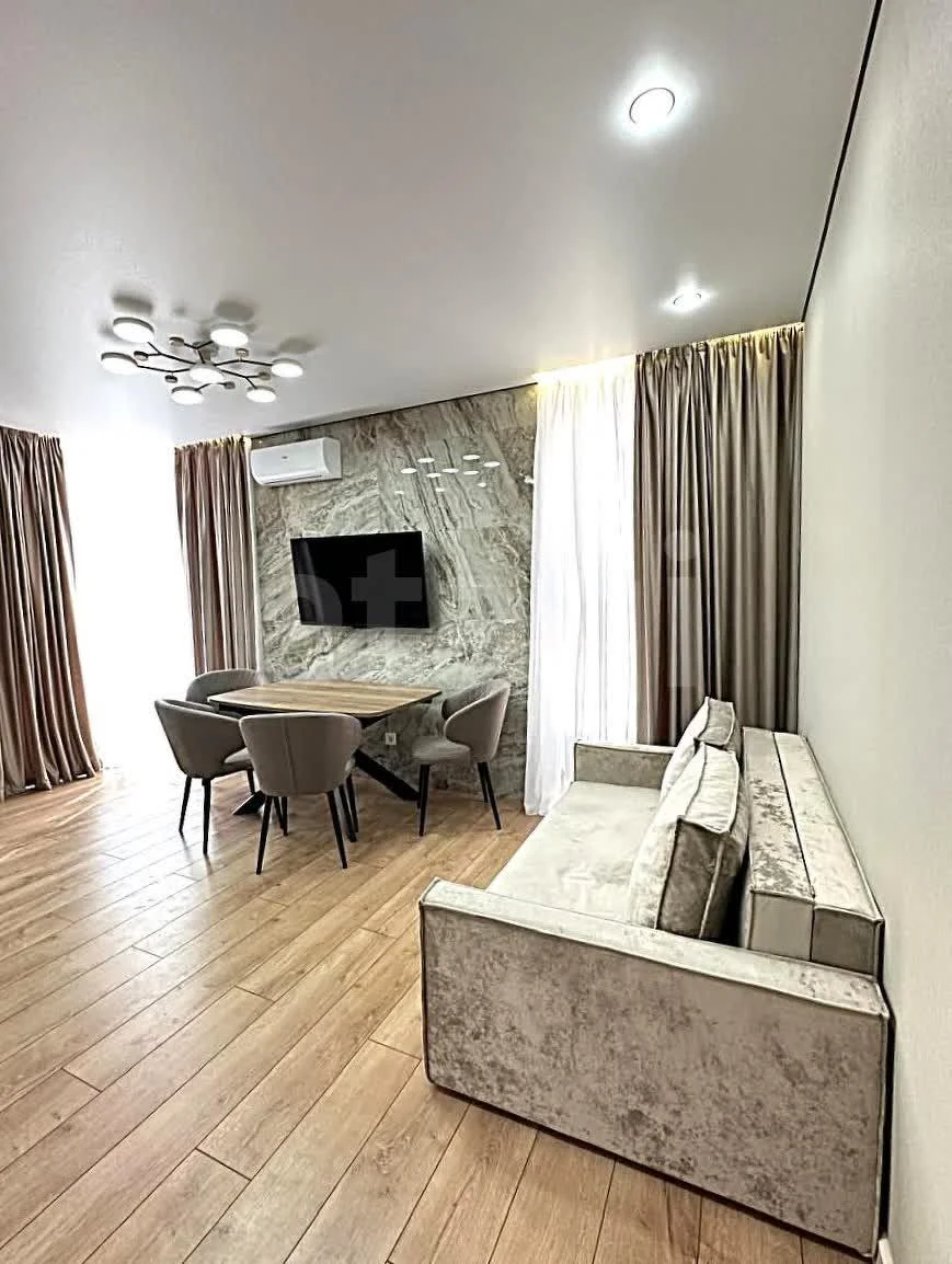 3-к квартира, 68.5м² (улица Ивана Беличенко, 92к1) - миниатюра 2