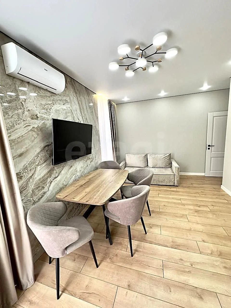 3-к квартира, 68.5м² (улица Ивана Беличенко, 92к1) - миниатюра 3