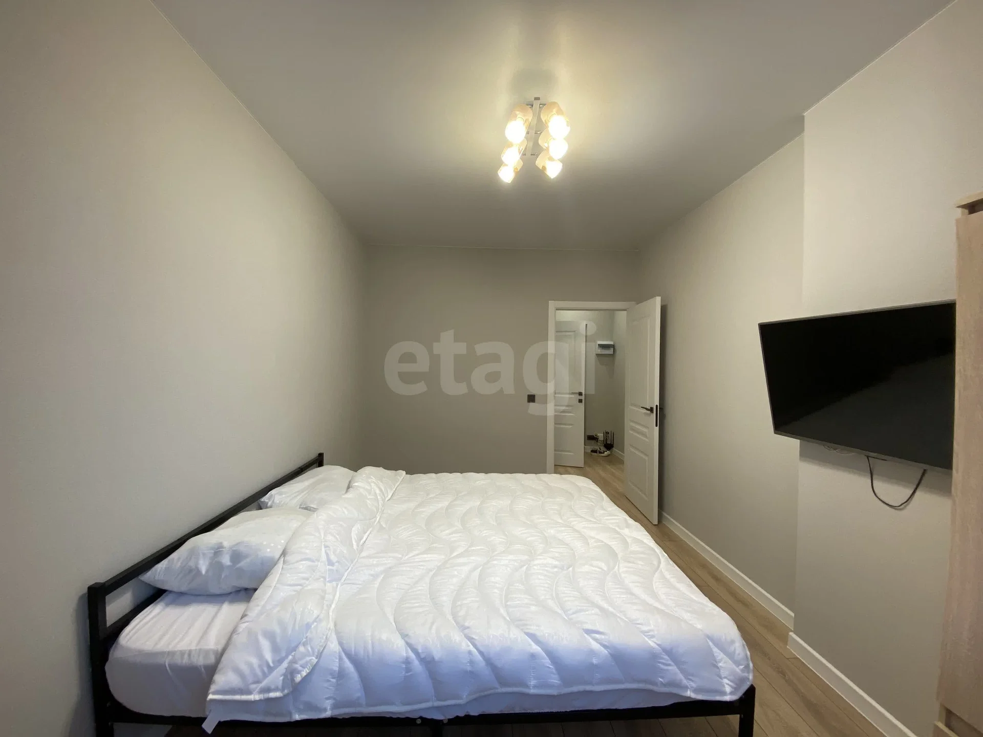 1-к квартира, 38м² (улица Ивана Беличенко, 90к2) - миниатюра 2