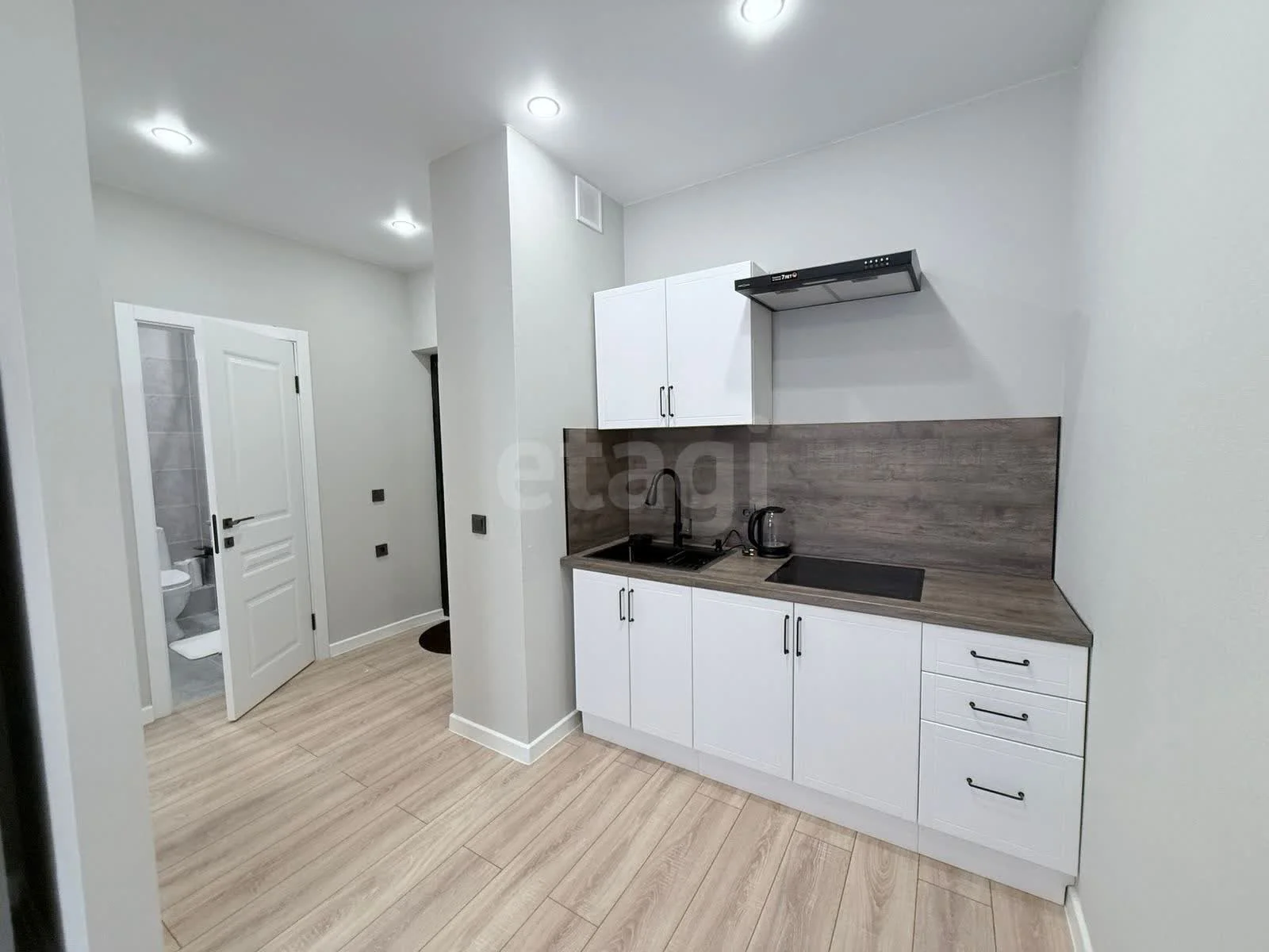 1-к квартира, 38м² (улица Ивана Беличенко, 90к2) - миниатюра 5
