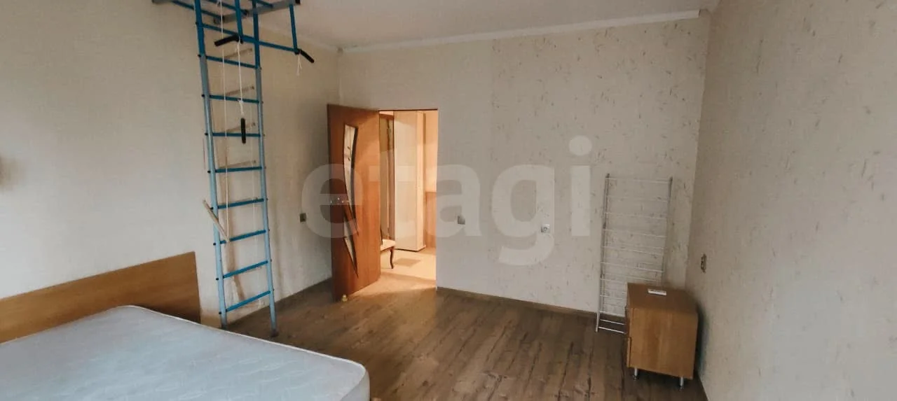 2-к квартира, 63.5м² (Апрельская улица, 51) - миниатюра 3