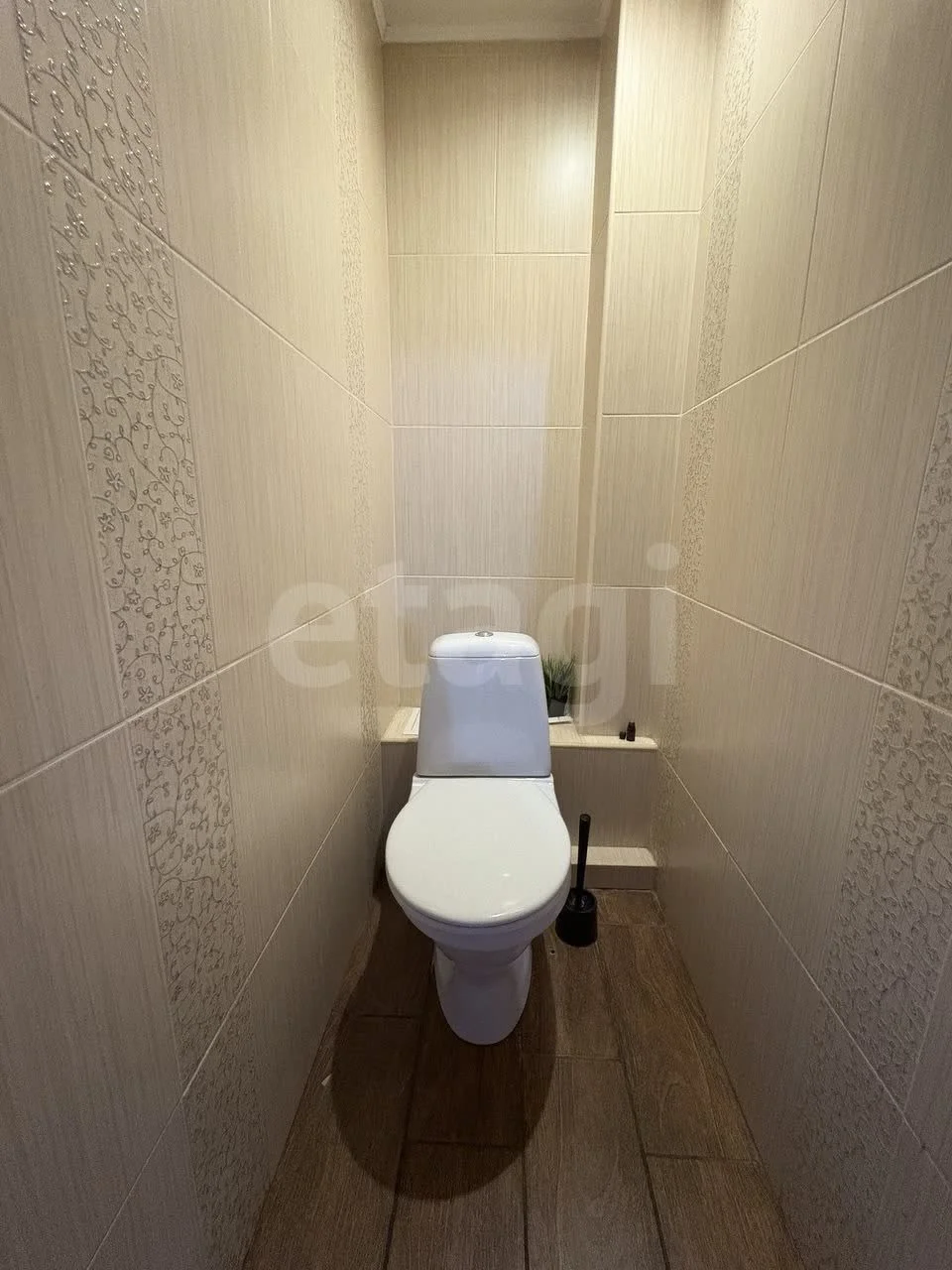 2-к квартира, 49м² (улица 3-я Линия Нефтяников, 7) - миниатюра 12