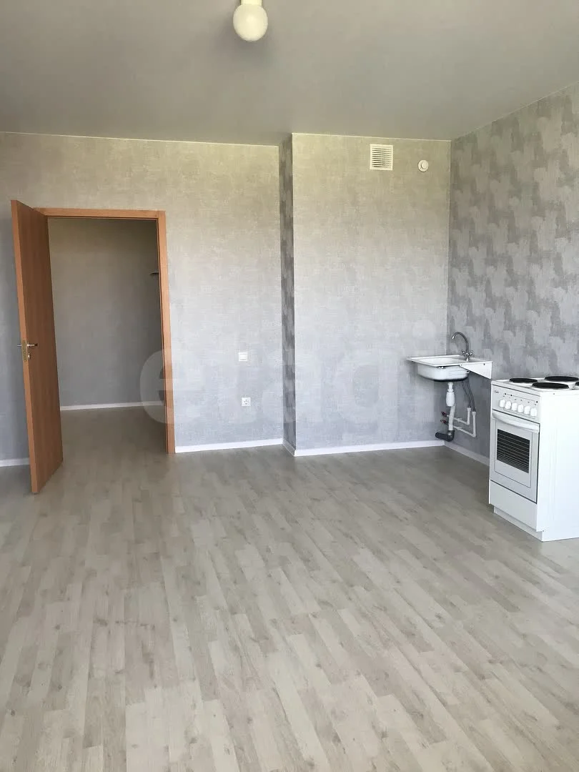 2-к квартира, 61.3м² (улица Лётчика Позднякова, 2к15) - миниатюра 2
