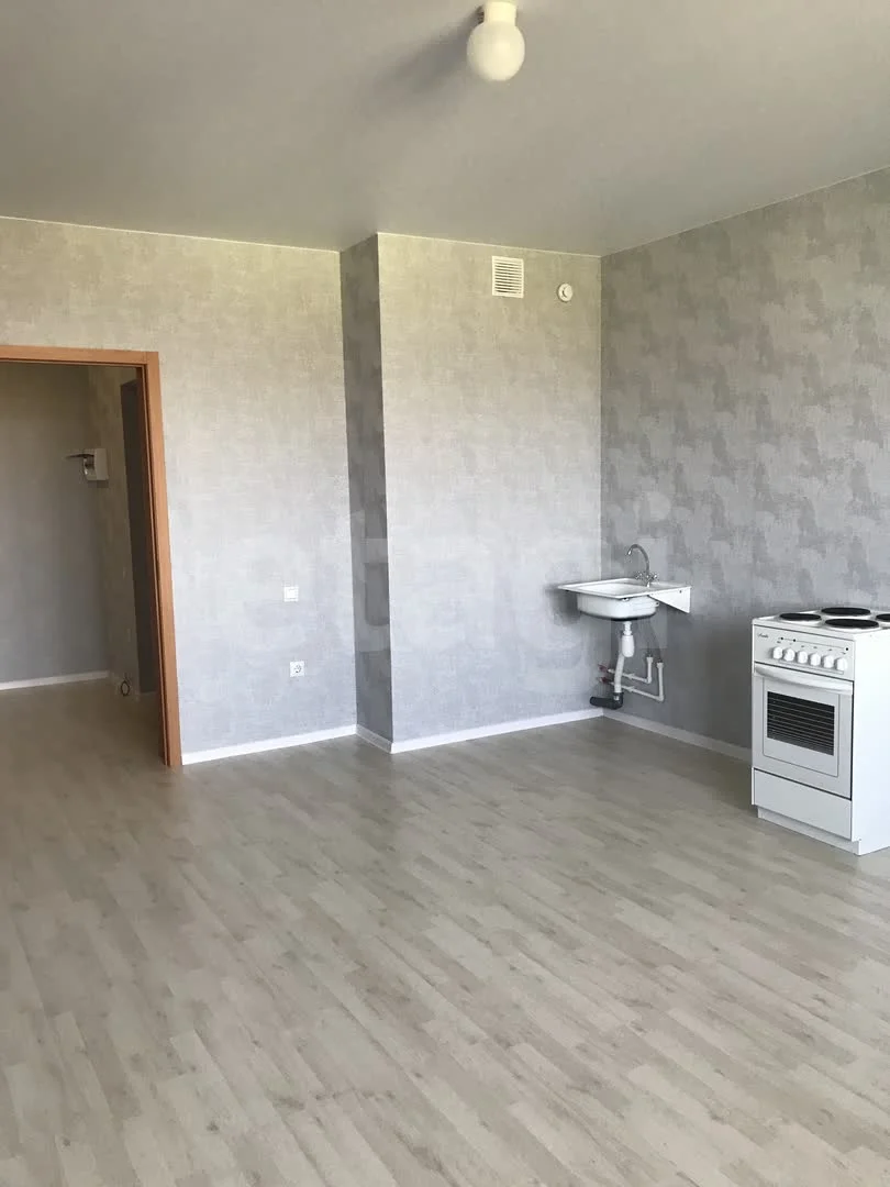 2-к квартира, 61.3м² (улица Лётчика Позднякова, 2к15) - миниатюра 3