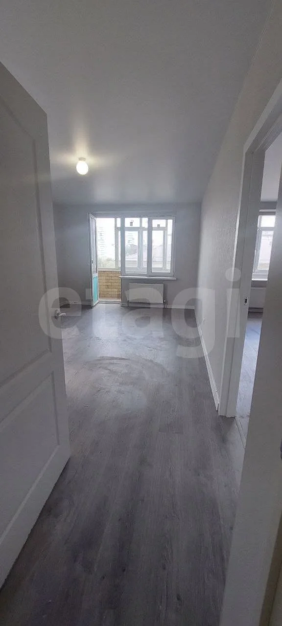 1-к квартира, 53.4м² (улица имени Ивана Лотышева, 11) - миниатюра 2