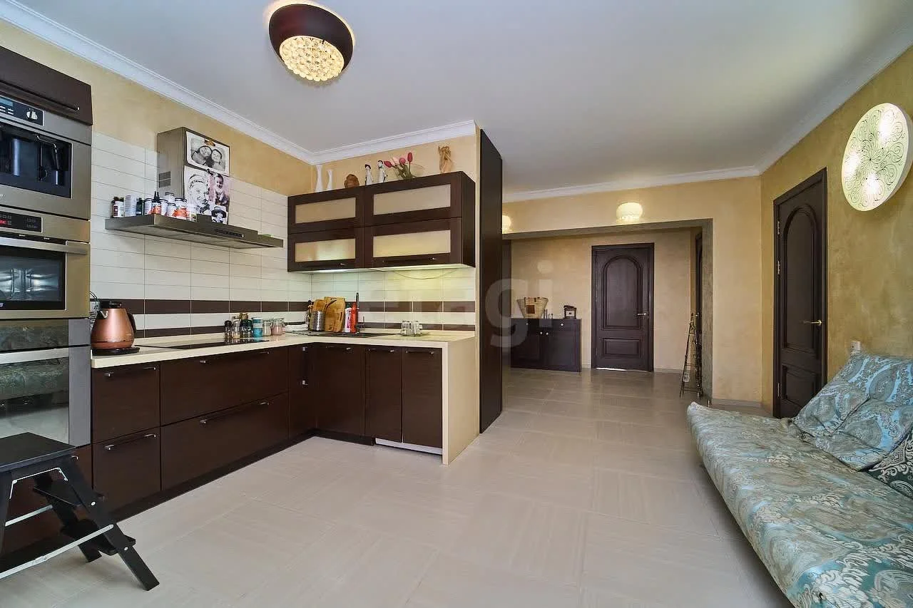 4-к+ квартира, 130м² (улица Академика Пустовойта, 6) - миниатюра 3