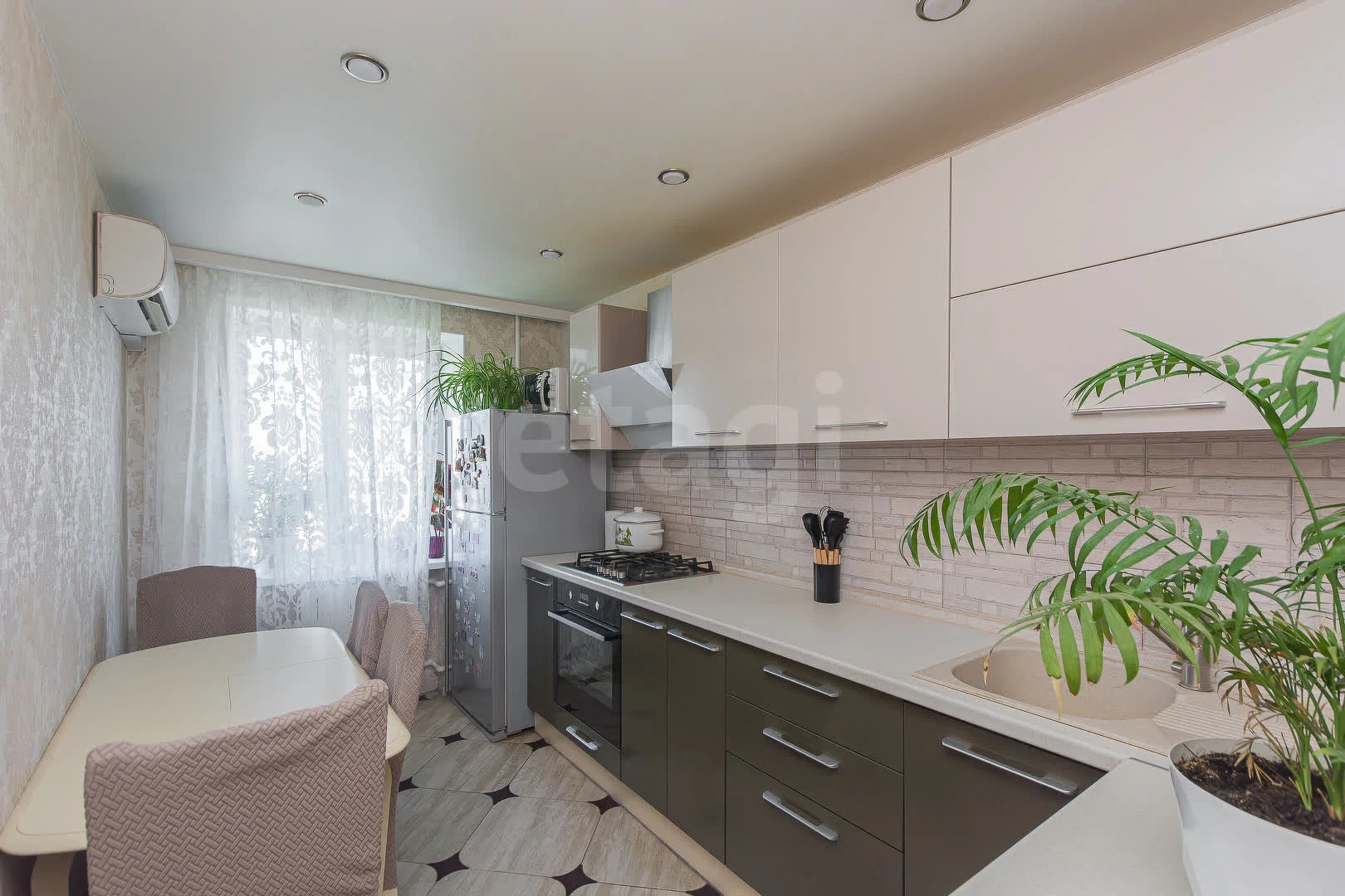 3-к квартира, 60.8м² (улица Вишняковой, 51) - миниатюра 2