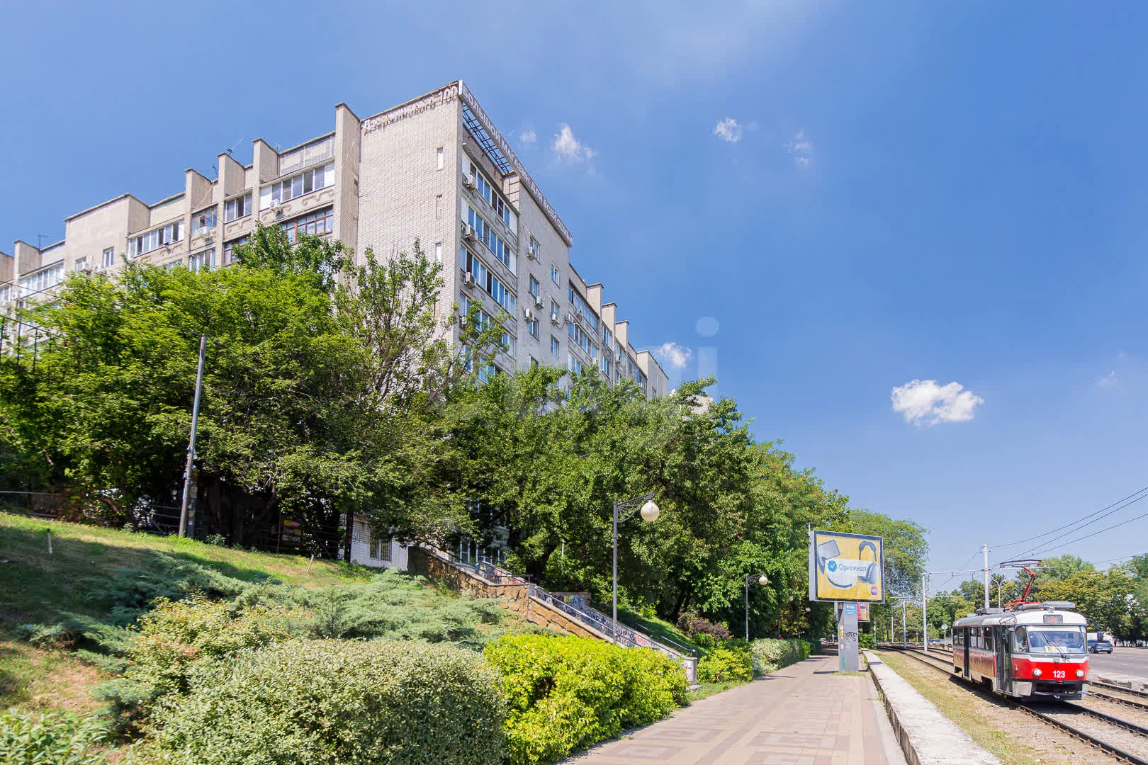 3-к квартира, 60.8м² (улица Вишняковой, 51) - миниатюра 25