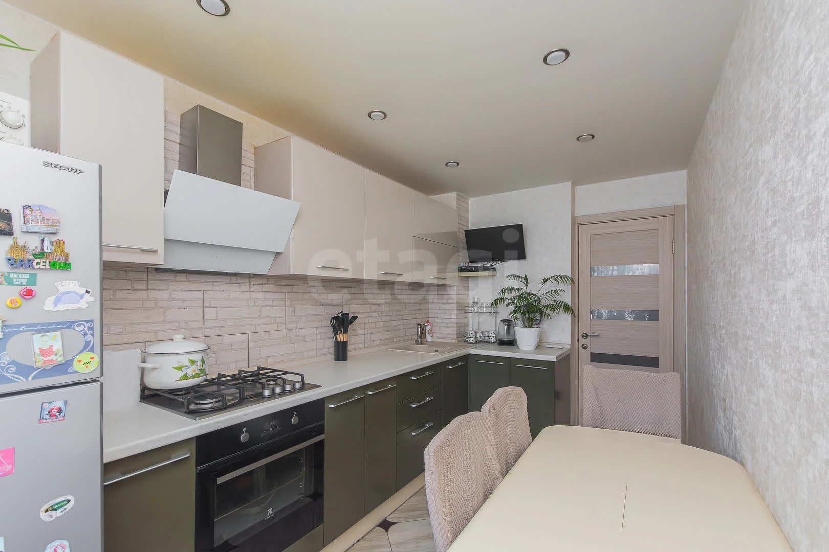 3-к квартира, 60.8м² (улица Вишняковой, 51) - миниатюра 3