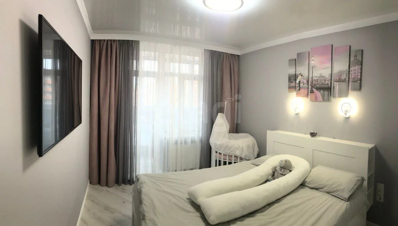 2-к квартира, 56.5м² (улица имени Героя Николая Шевелёва, 5) - миниатюра 3