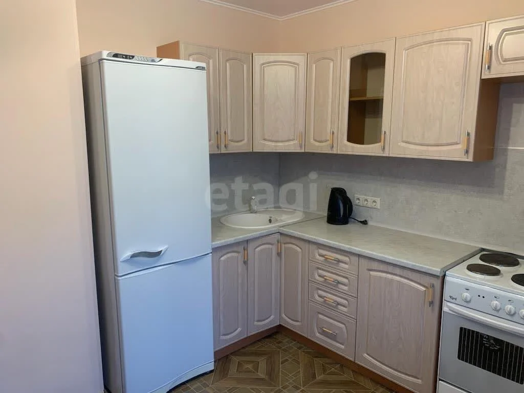 2-к квартира, 60м² (Совхозная улица, 17) - изображение 1