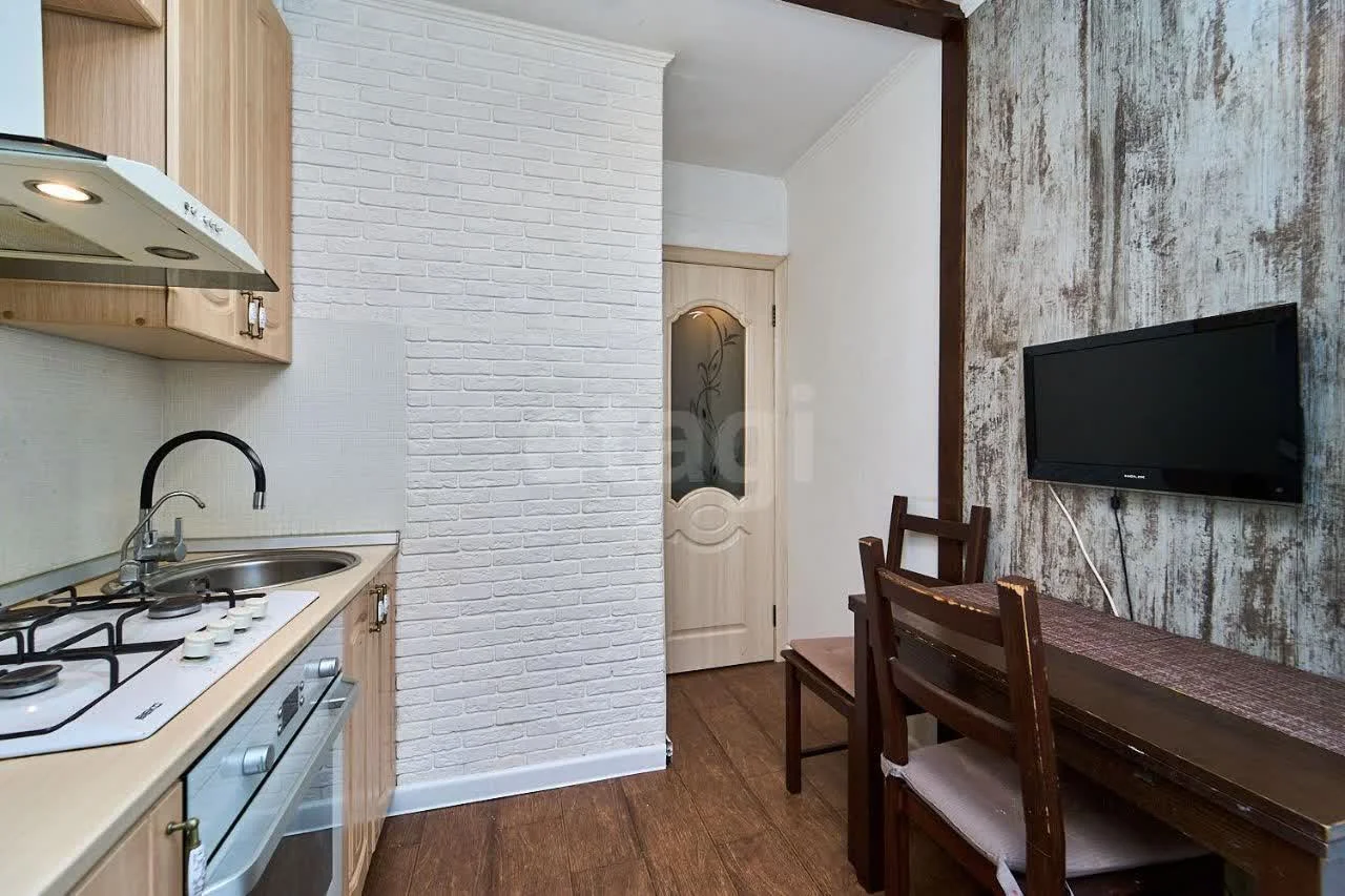 3-к квартира, 47.3м² (Симферопольская улица, 38) - миниатюра 2