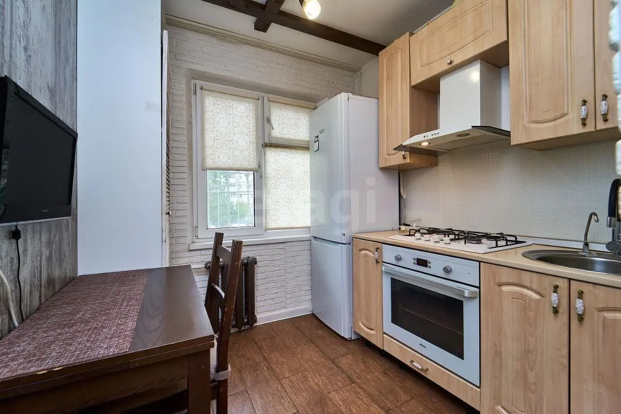 3-к квартира, 47.3м² (Симферопольская улица, 38) - миниатюра 3