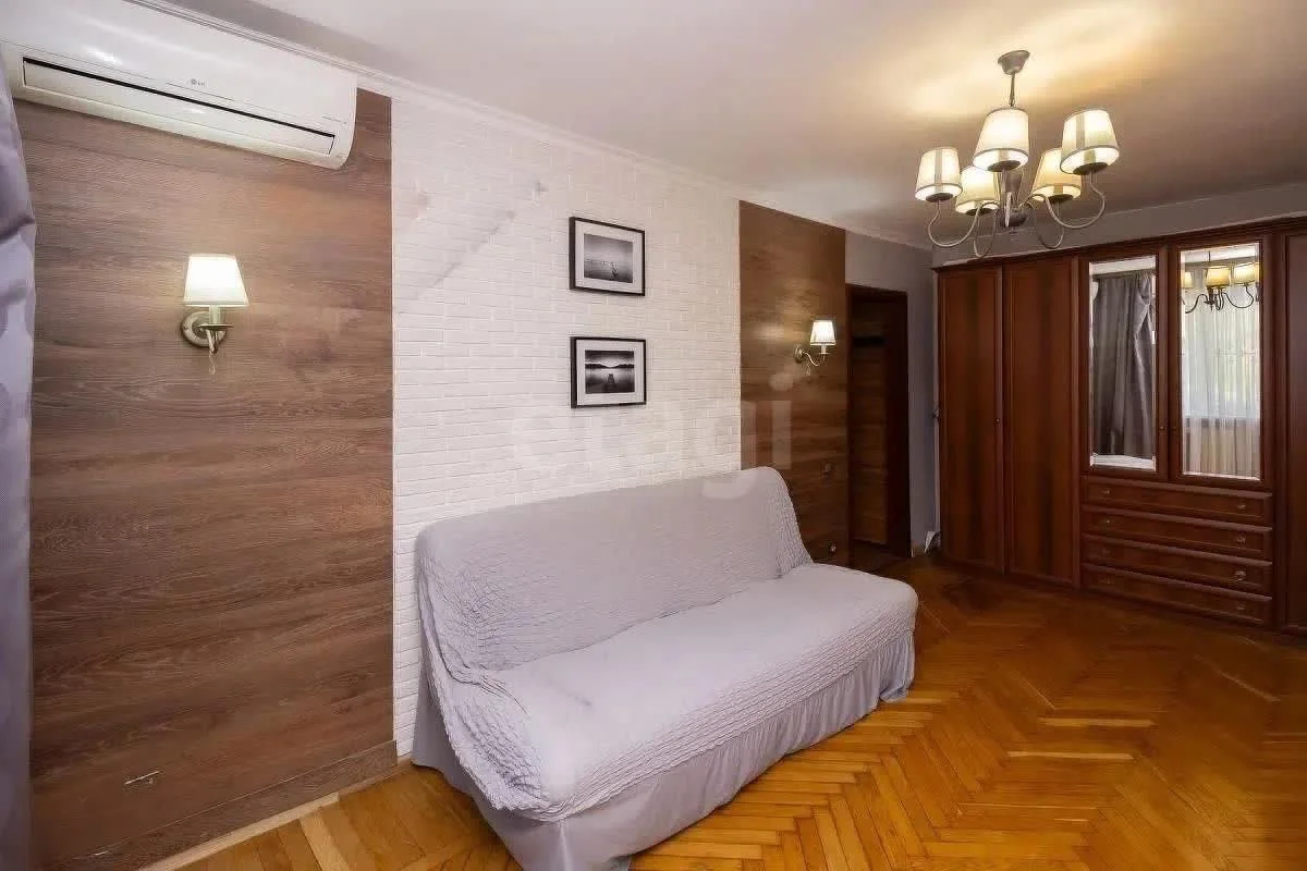 3-к квартира, 47.3м² (Симферопольская улица, 38) - миниатюра 5