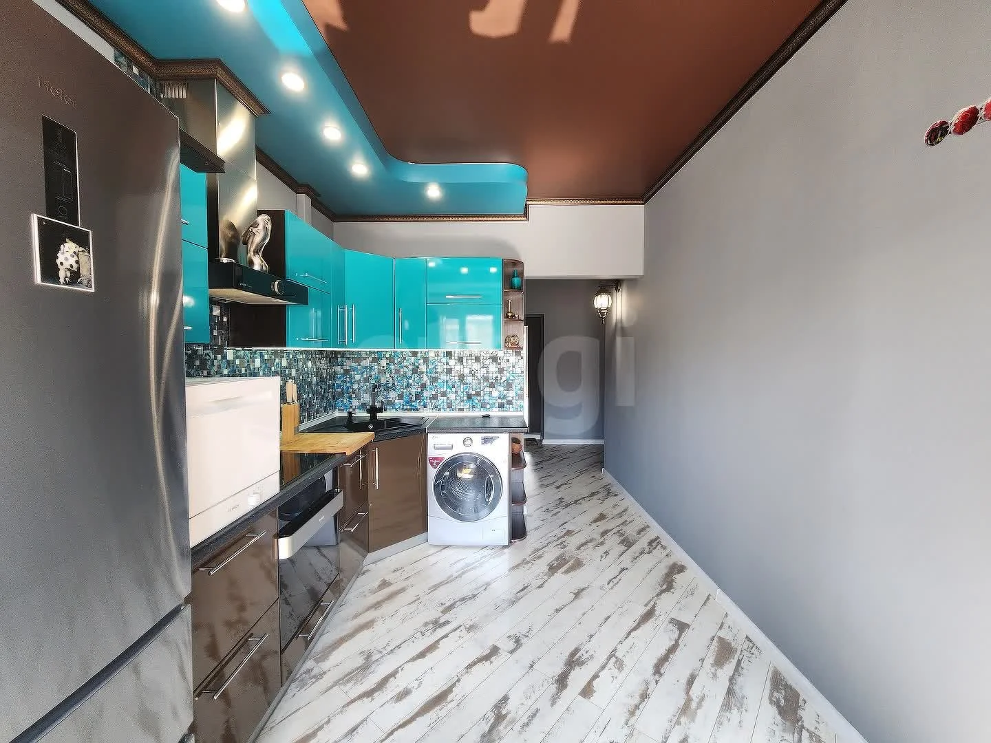 2-к квартира, 55.4м² (улица имени Сергея Есенина, 82/3) - миниатюра 5