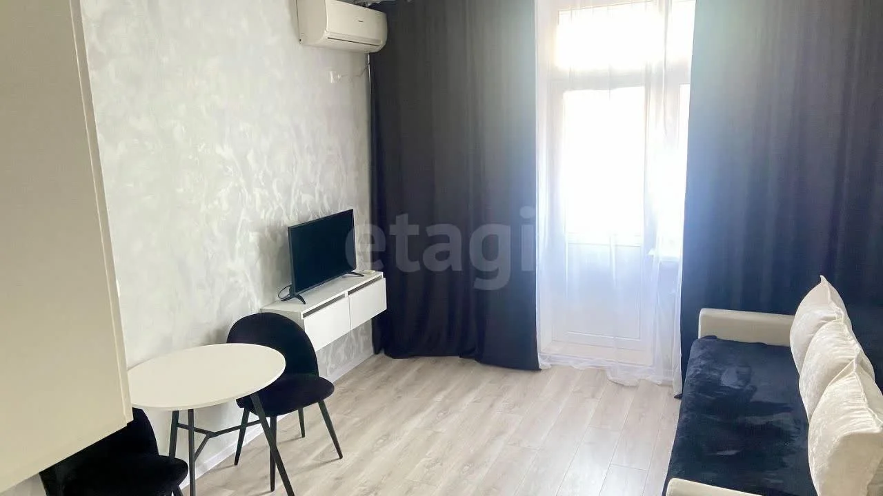 Студия, 25.6м² (улица им. Героя Сарабеева В.И., 3) - изображение 1