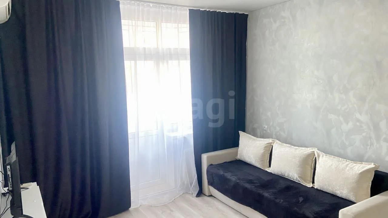 Студия, 25.6м² (улица им. Героя Сарабеева В.И., 3) - миниатюра 2
