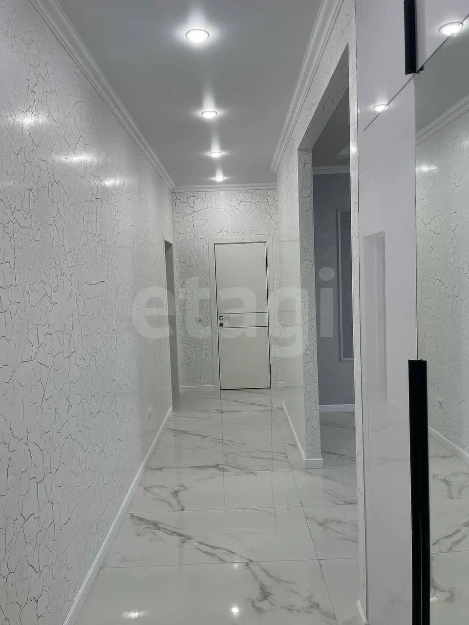 3-к квартира, 71м² (улица имени Генерала Корнилова, 9) - миниатюра 11