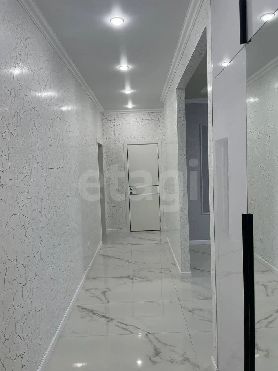 3-к квартира, 71м² (улица имени Генерала Корнилова, 9) - миниатюра 8