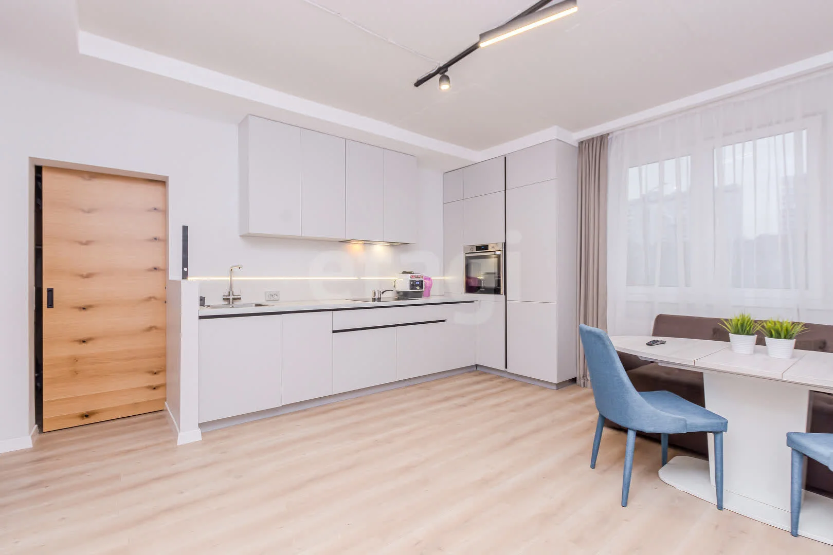 2-к квартира, 59.2м² (Домбайская улица, 10/2) - миниатюра 12