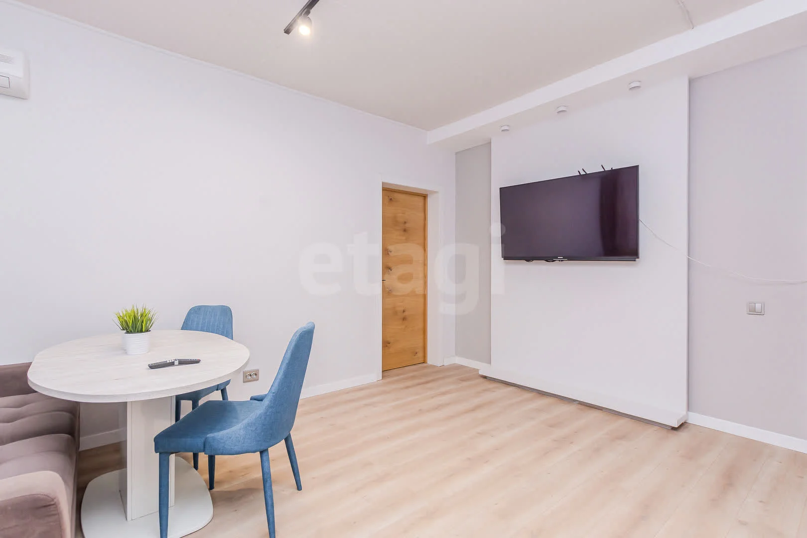 2-к квартира, 59.2м² (Домбайская улица, 10/2) - миниатюра 18