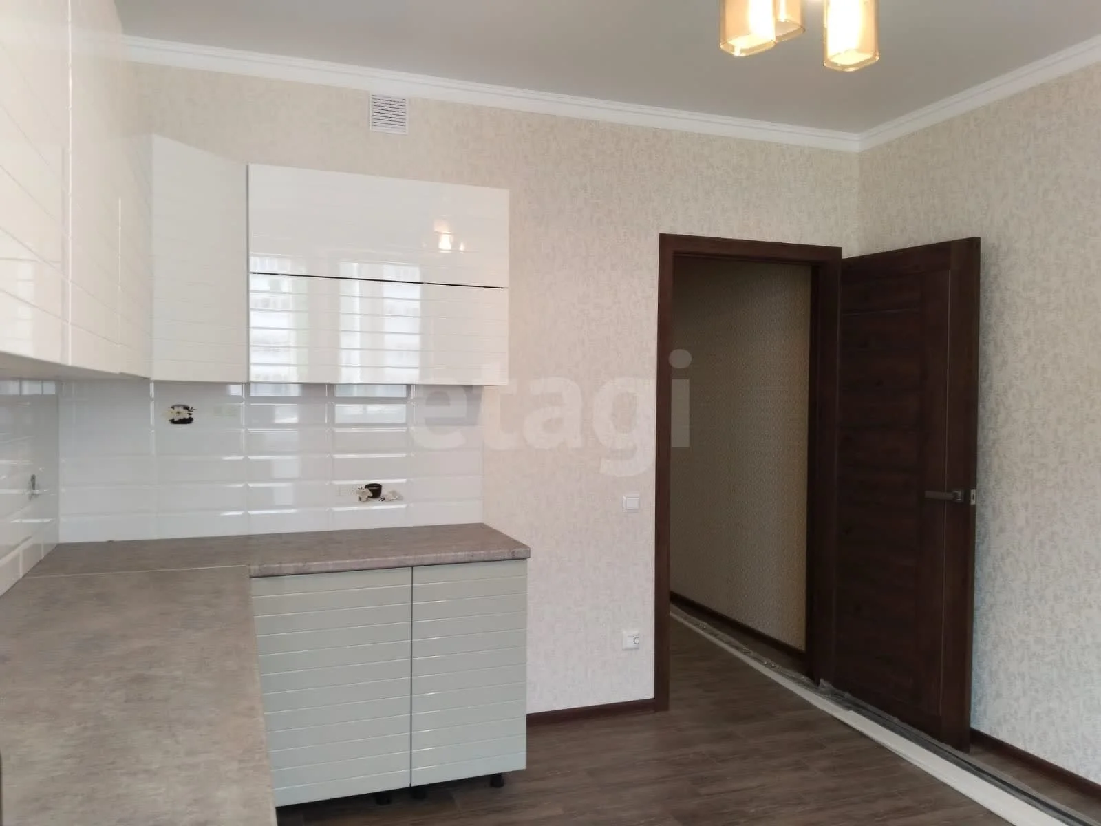 3-к квартира, 92м² (Восточно-Кругликовская улица, 42/3к2) - миниатюра 4