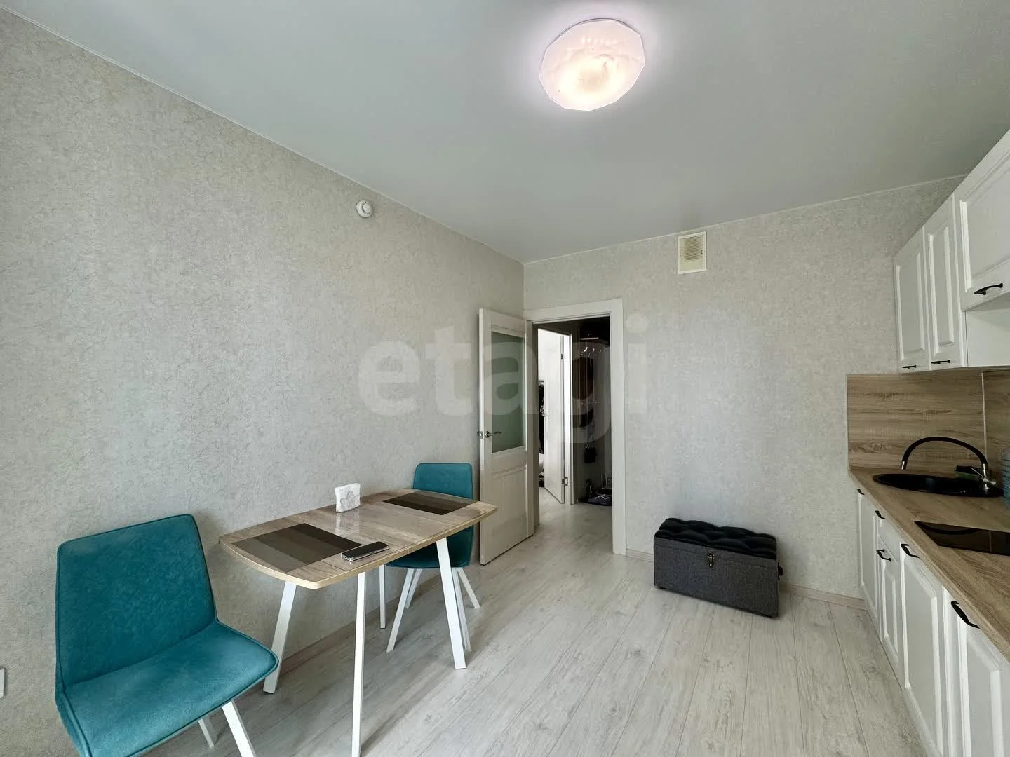 1-к квартира, 36м² (улица имени Героя Советского Союза Якова Кобзаря, 1) - миниатюра 6