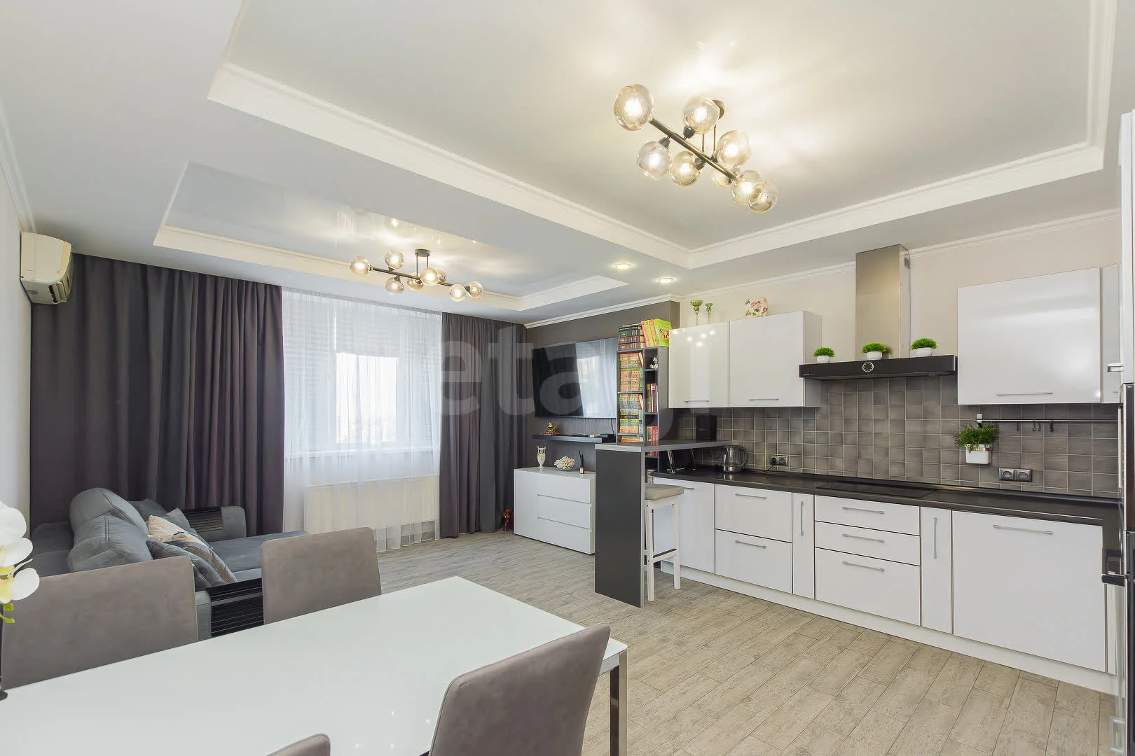 2-к квартира, 94.5м² (улица Ломоносова, 97) - изображение 1
