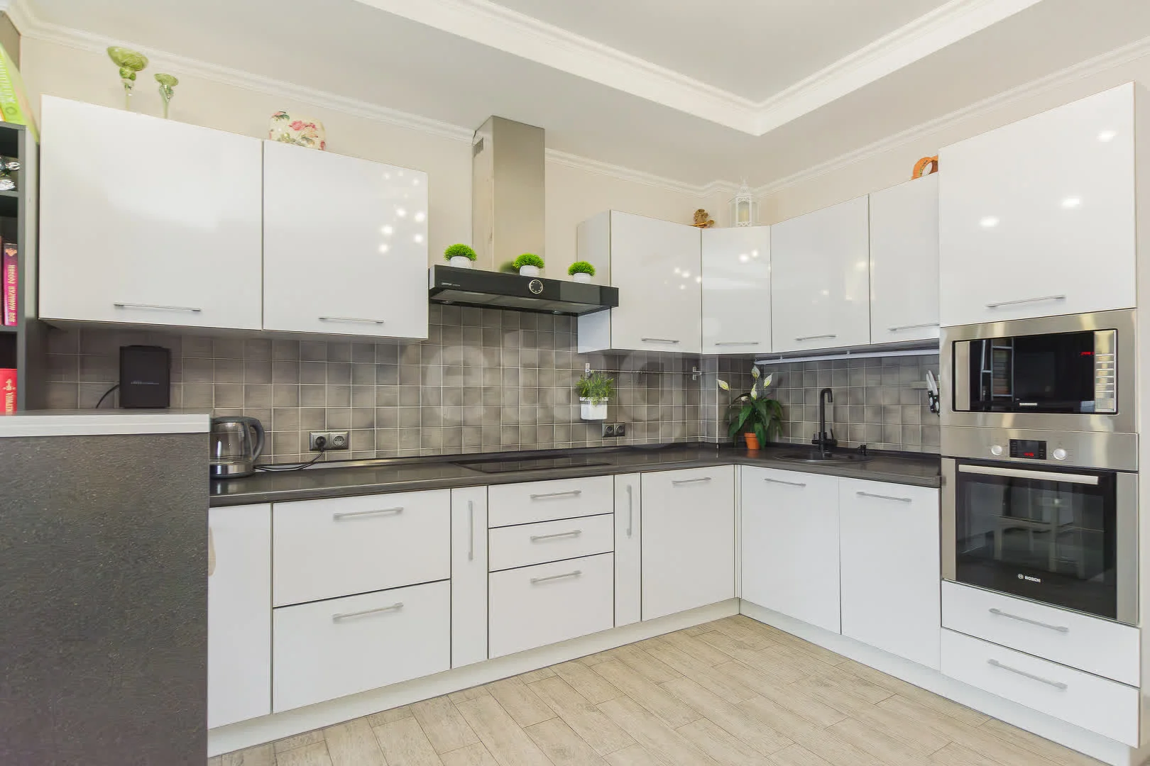 2-к квартира, 94.5м² (улица Ломоносова, 97) - миниатюра 8