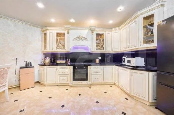 2-к квартира, 85.8м² (улица Леонида Лаврова, 4) - миниатюра 3