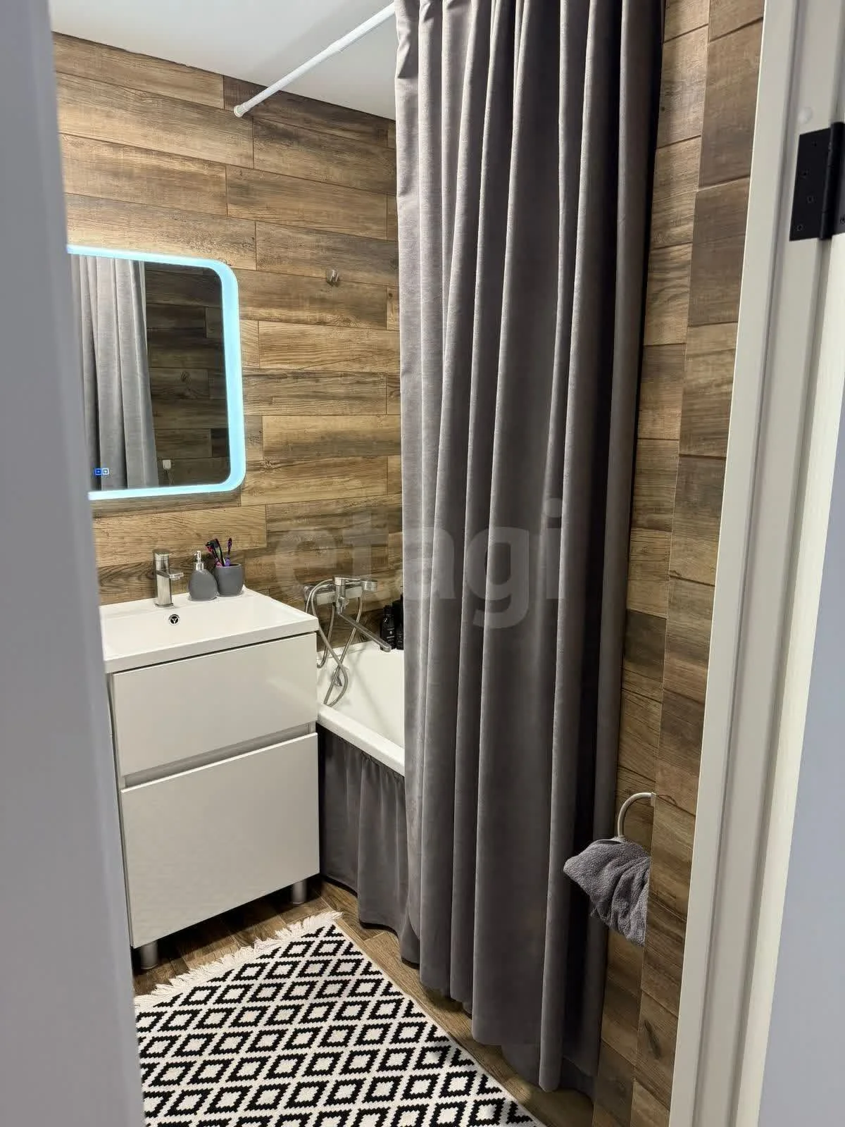 3-к квартира, 85м² (Высотная улица, 7) - миниатюра 16