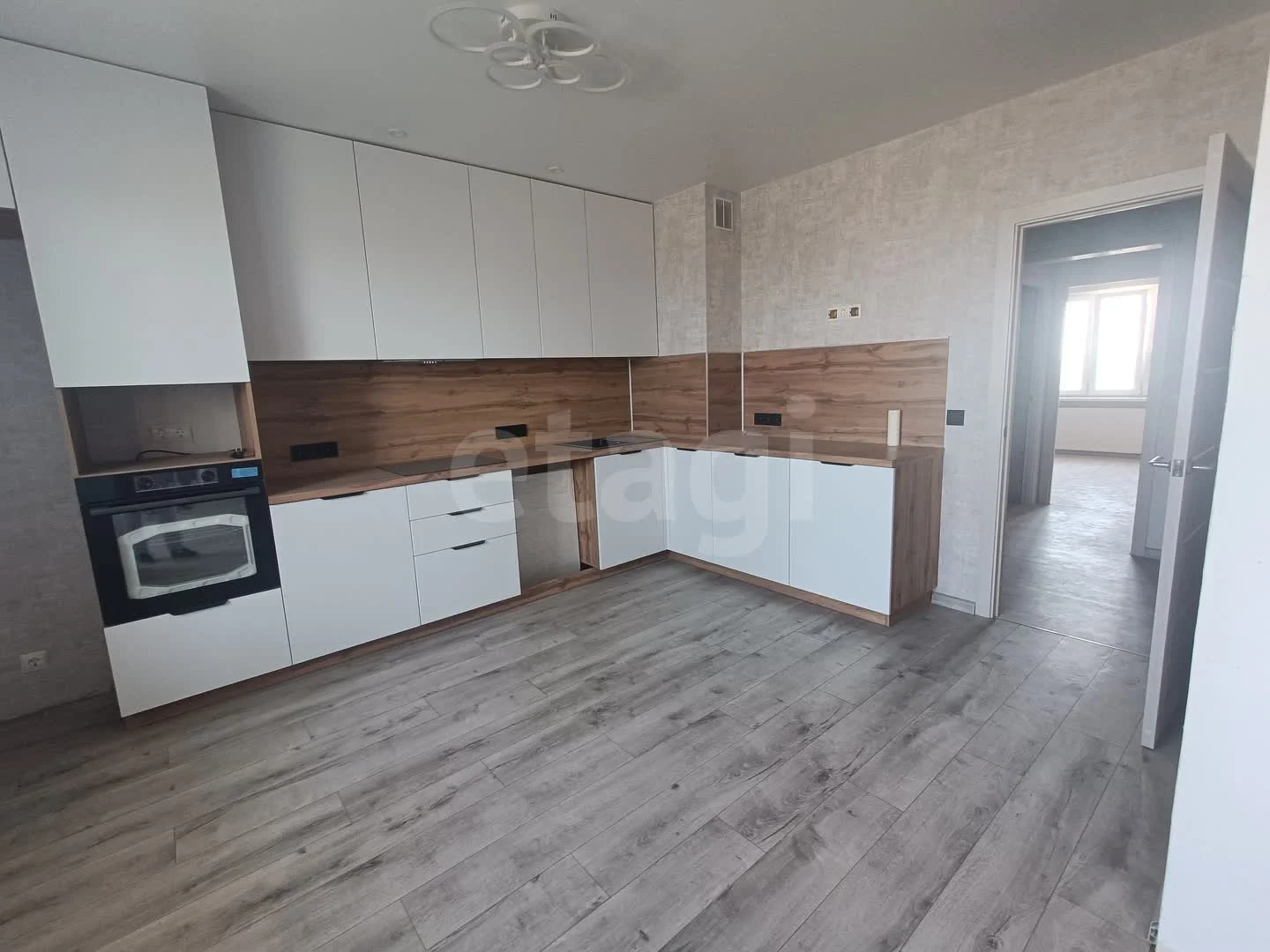 3-к квартира, 85.5м² (улица имени Виктора Нарыкова, 6к1) - изображение 1