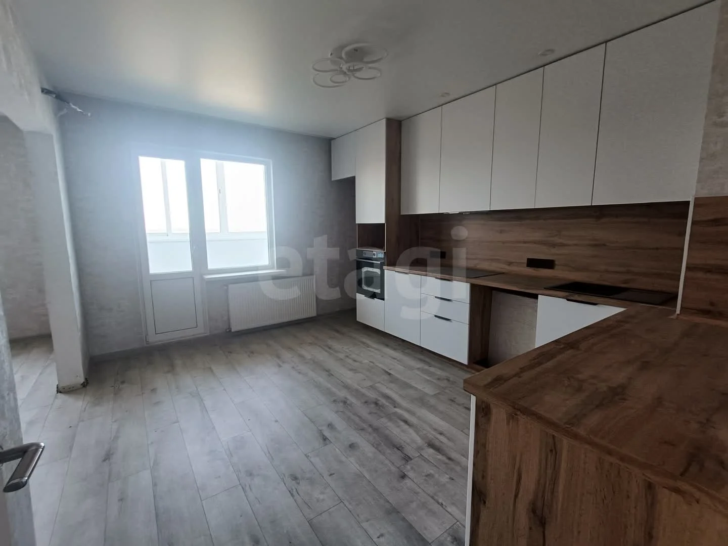 3-к квартира, 85.5м² (улица имени Виктора Нарыкова, 6к1) - миниатюра 2