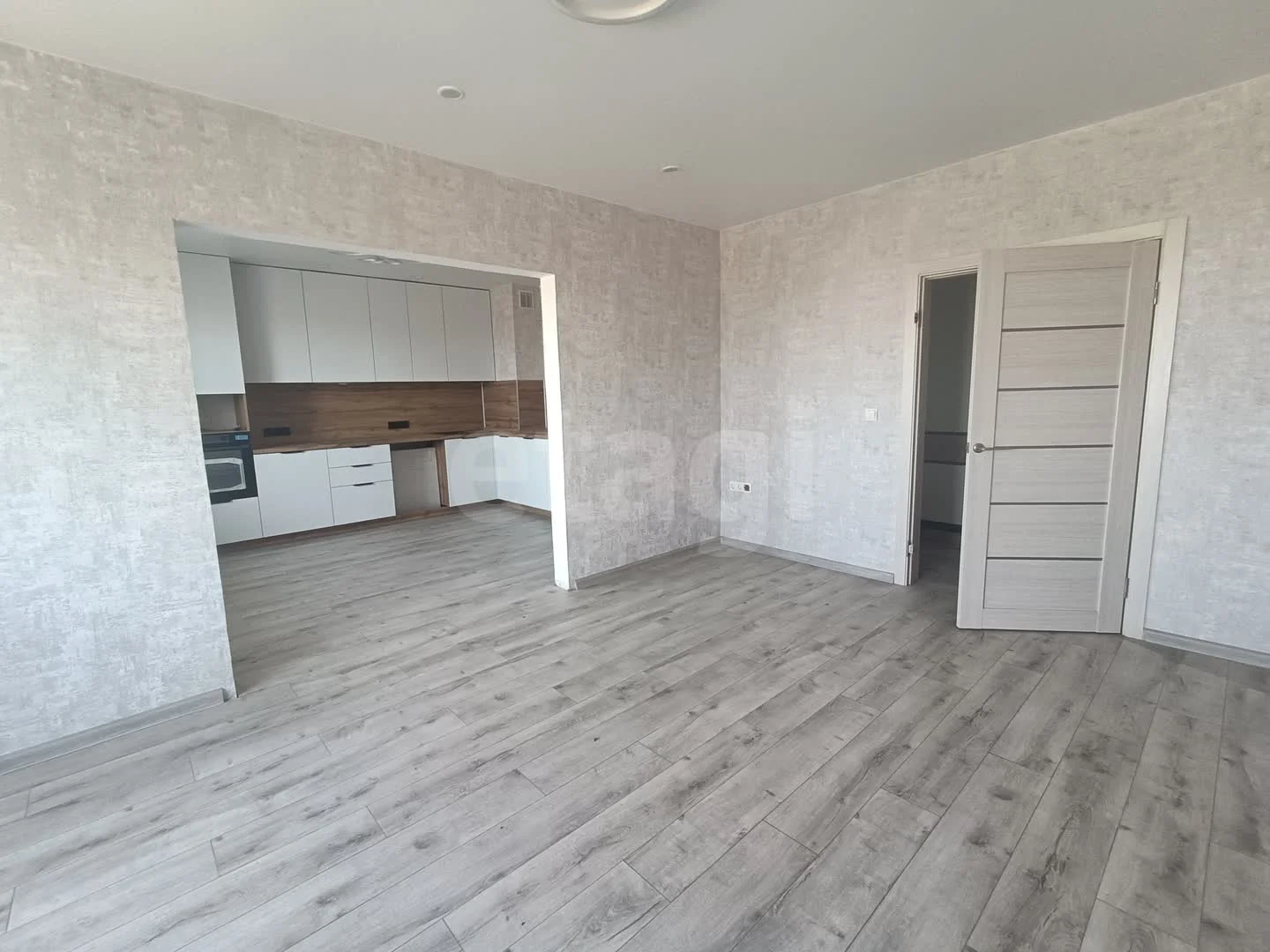 3-к квартира, 85.5м² (улица имени Виктора Нарыкова, 6к1) - миниатюра 3