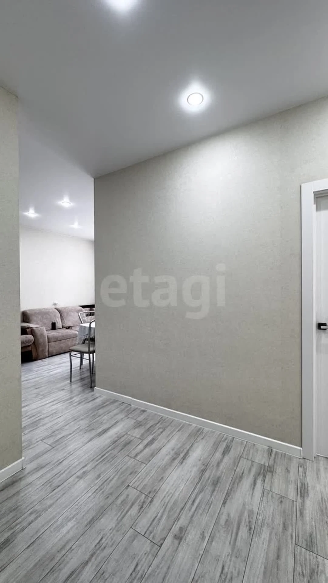 2-к квартира, 55м² (улица Лётчика Позднякова, 2к14) - миниатюра 11