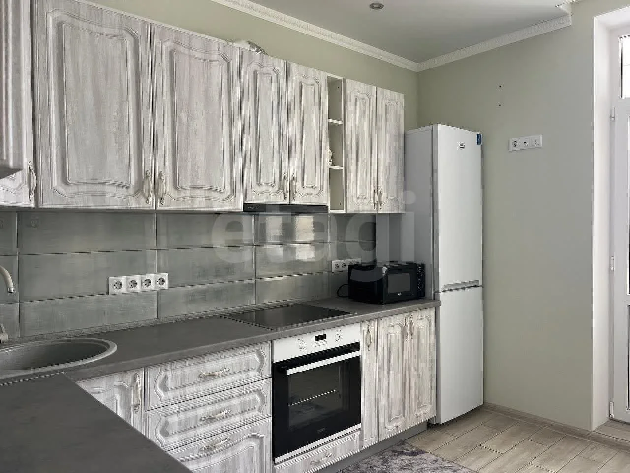 2-к квартира, 61.1м² (улица имени Героя Георгия Бочарникова, 1) - миниатюра 5