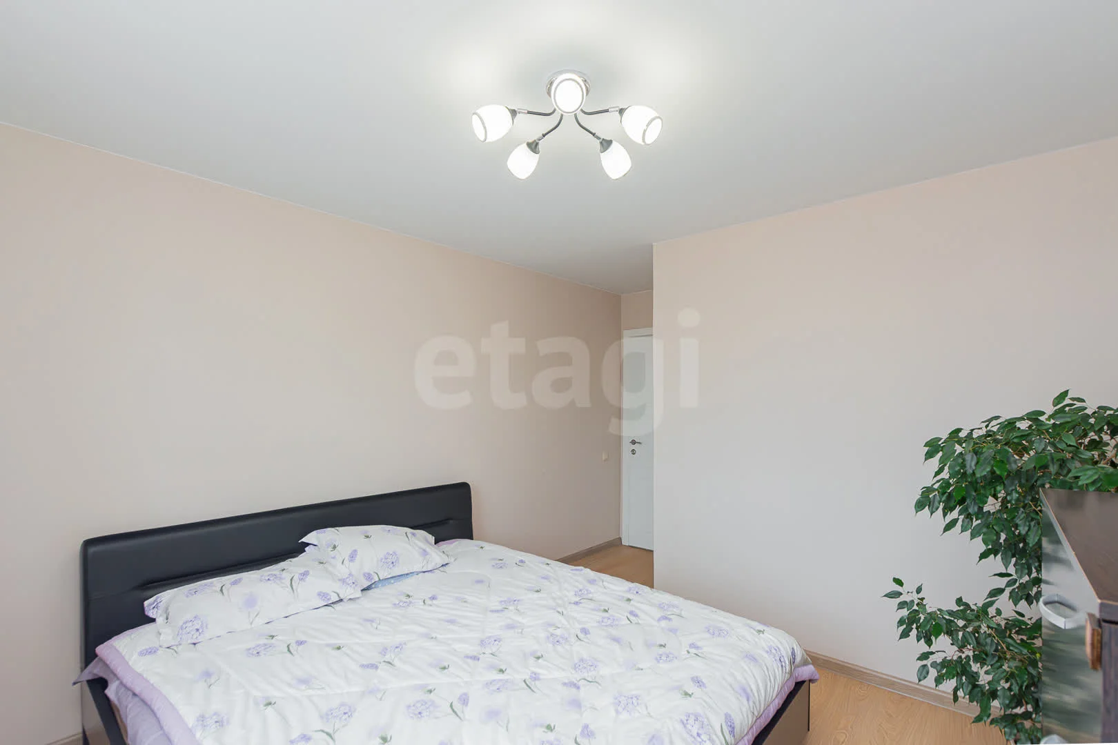4-к+ квартира, 82.8м² (улица 30-й Иркутской Дивизии, 14) - миниатюра 15