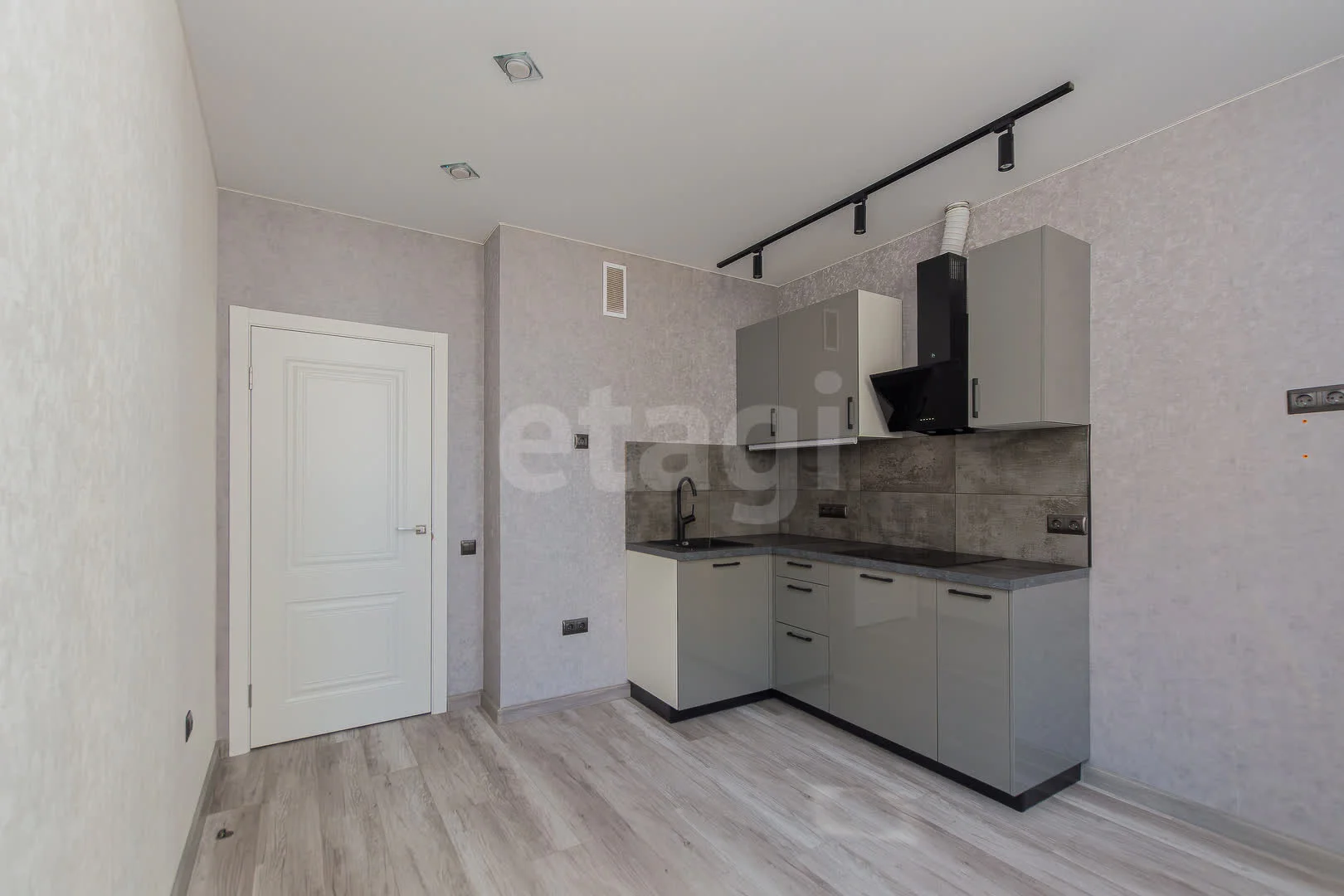 1-к квартира, 38м² (улица имени Героя Георгия Бочарникова, 12/1) - миниатюра 15