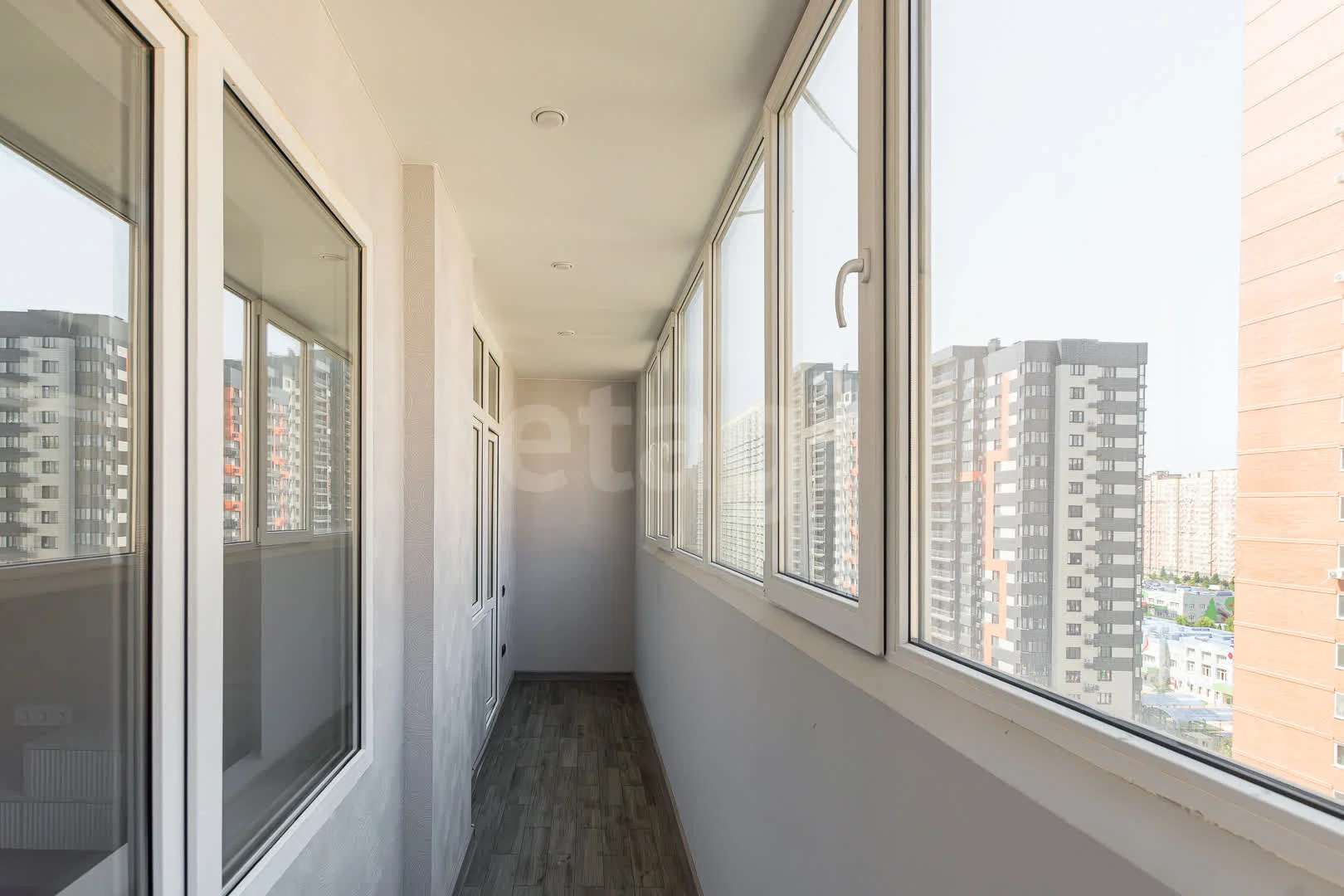 1-к квартира, 38м² (улица имени Героя Георгия Бочарникова, 12/1) - миниатюра 3