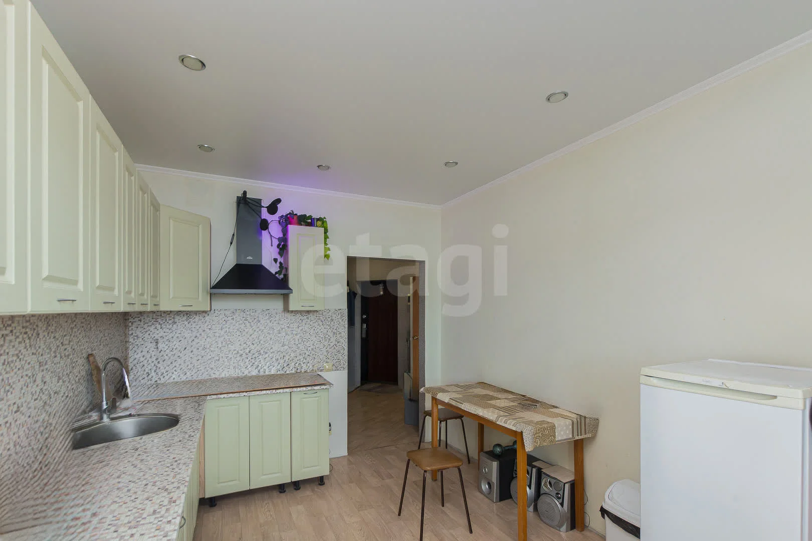 1-к квартира, 48.6м² (Агрохимическая улица, 136/1) - миниатюра 2
